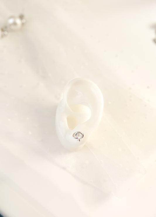 Nudo ear studs